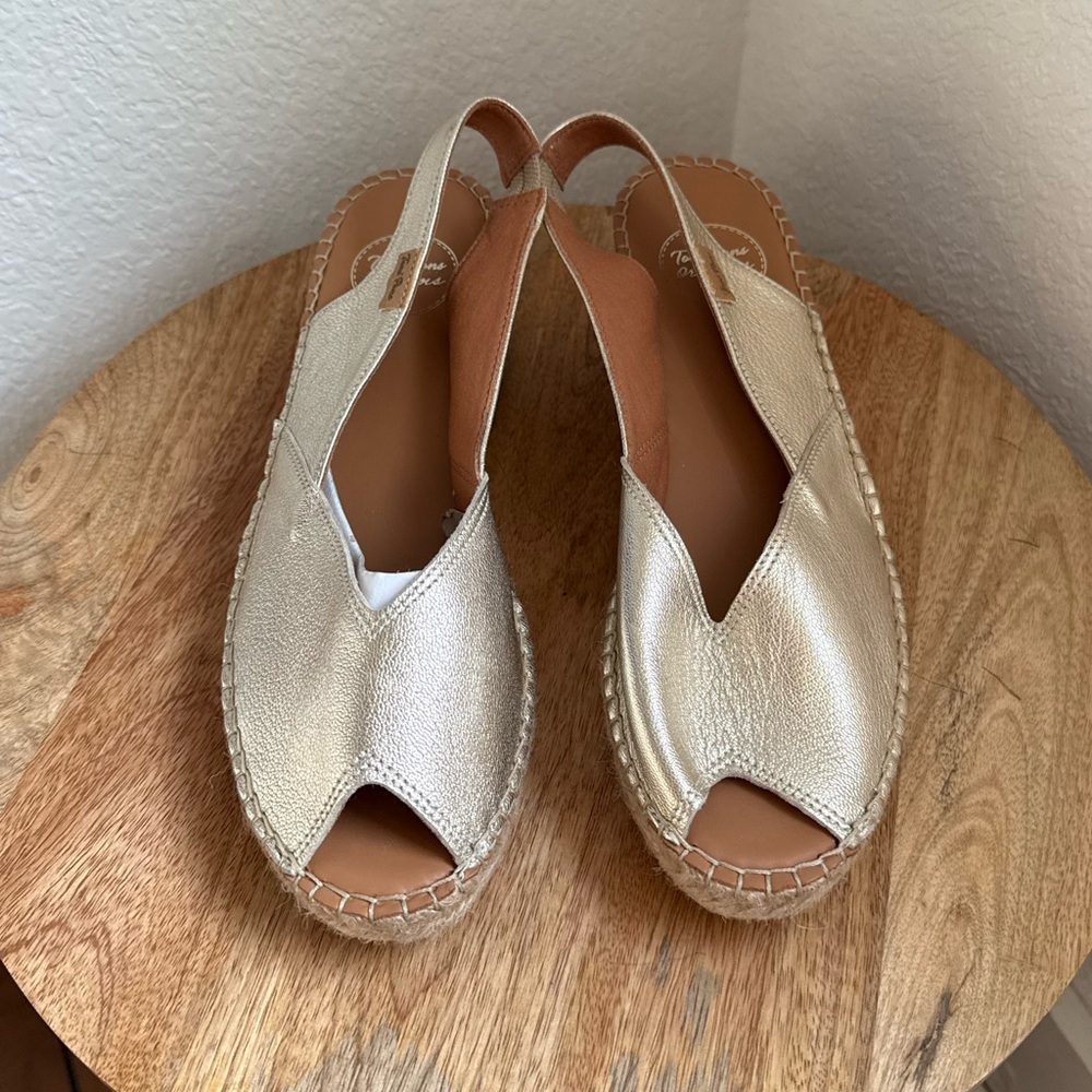 Toni Pons Bernie-P Platinum Peep Toe Espadrilles NWOB sz: 9 - Picture 16 of 16